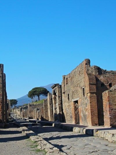 Pompeii Day Trips