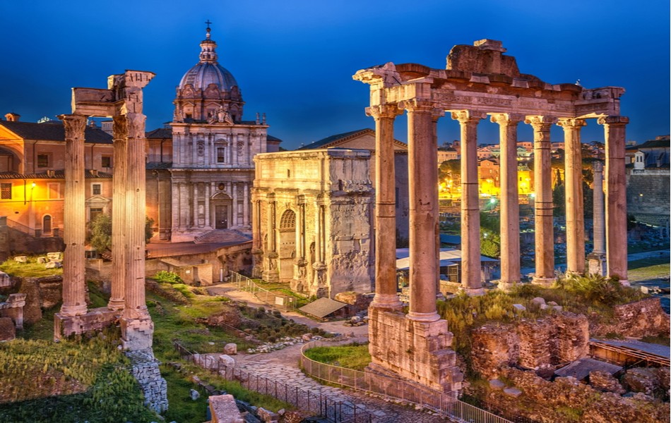 11 must-see sites in the Roman Forum