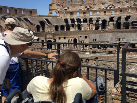 Colosseum Tour for disabled: optimised experience with a private guide