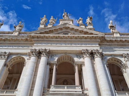 Tour privato di Roma in auto delle principali basiliche cristiane: fede e storia