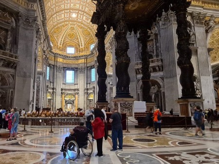Roma durante il Giubileo per Anziani: percorsi accessibili alle sedie a rotelle in città